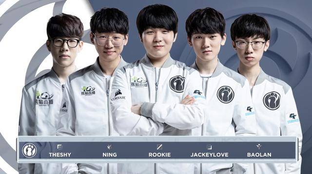 站位上极为 站位上极为